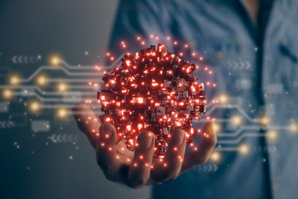 男子持有红色科幻地球或球体AI大脑和电路线路在复古色调图片下载