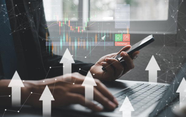 监督股票市场趋势和交易活动图片下载