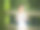 小亚洲儿童女孩在公园为孩子们踏板车图片下载