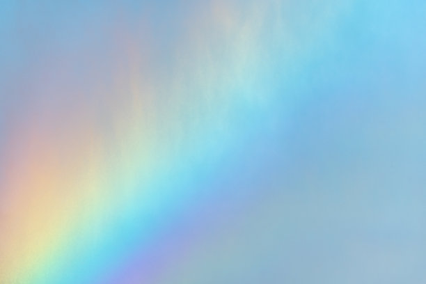 农业喷头水流中的彩虹色图片下载