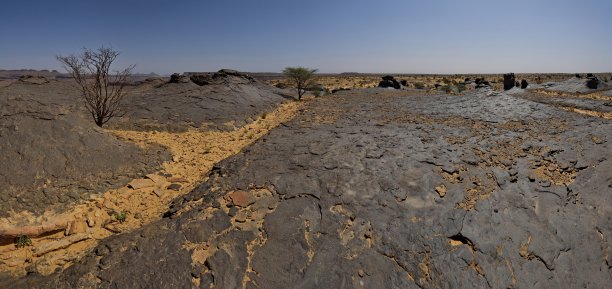 岩石沙漠的冰冻熔岩图片下载