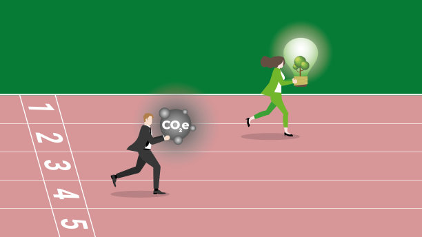 一个优势的女商人拿着一个灯泡，一个追随者拿着二氧化碳气体，在跑道上跑步。ESG竞争，环境政策，绿色商业，生态友好，可持续发展，关注自然。图片下载