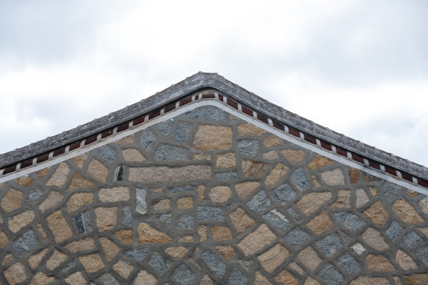 海边的中国传统石制建筑图片下载