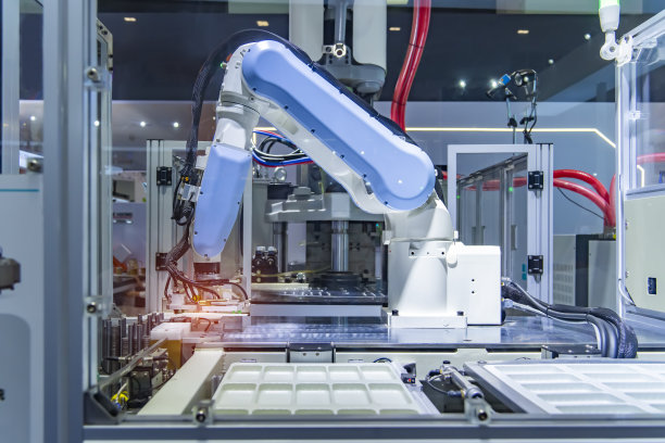 自动化工业机器人，机器人工作，工业4.0和技术概念图片下载