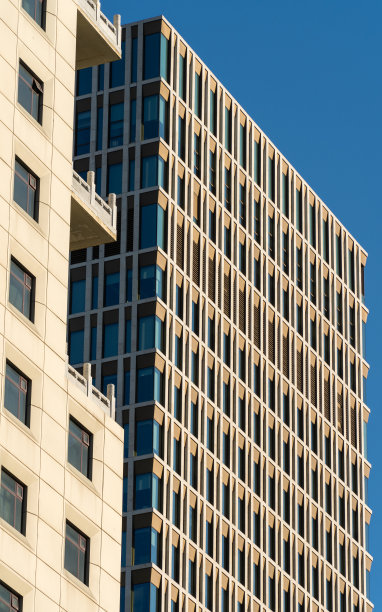 阿斯塔纳市中心建筑的现代建筑细节图片下载