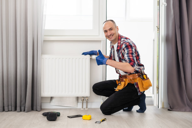 室内加热器安装和维修。热泵服务图片下载