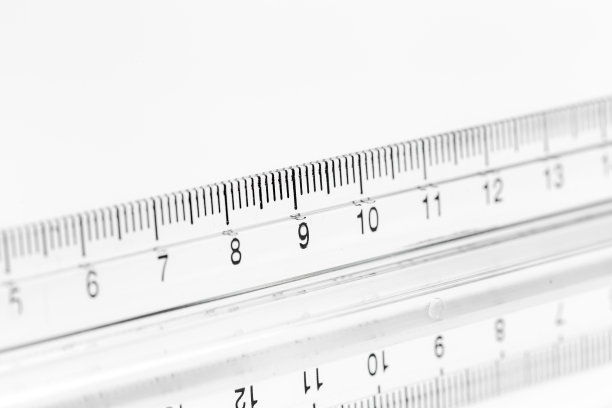 选择聚焦部分塑料精密测量工具图片下载