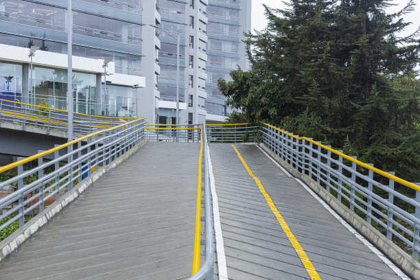 这座城市的人行天桥图片下载