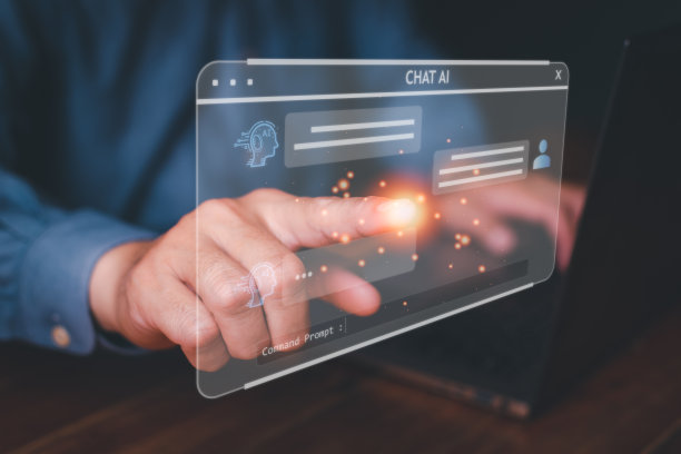 聊天机器人与AI聊天，人工智能与人类使用技术智能机器人AI，人工智能通过输入命令提示符来生成东西，未来科技转型。图片下载