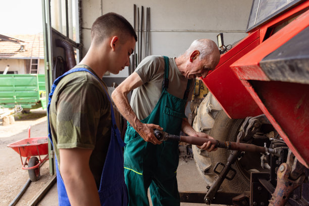 多劳动图片下载