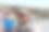 一家人在火山间徒步旅行时自拍。兰萨罗特岛。图片下载