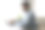 积极忙碌的年轻印度员工专注于工作任务图片下载