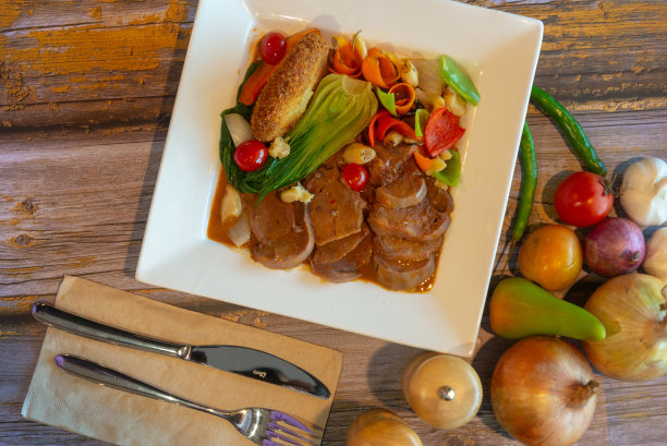 炖的舌头图片下载