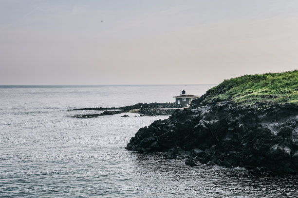 济州岛达美海岸的岩石美景图片下载