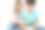 特写可爱的孩子们——青春期前的男孩和可爱的女婴在吃爆米花，孤立在白色的工作室背景上图片下载