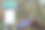 绿色框架的木制盾牌广告牌用来写文字，一个凉亭用来在森林里野餐图片下载