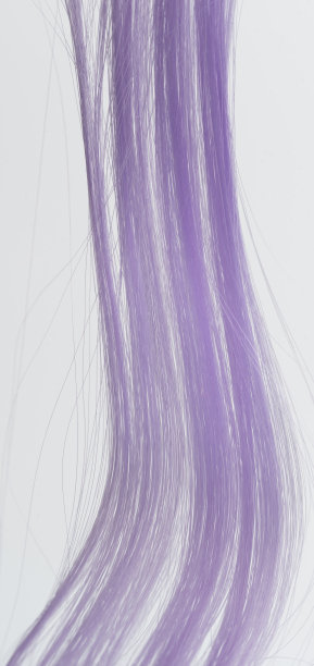 紫色卷发图片下载