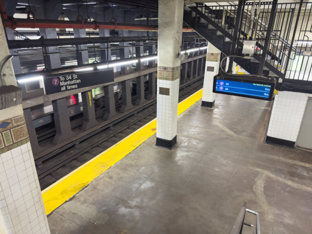 地铁楼梯图片下载