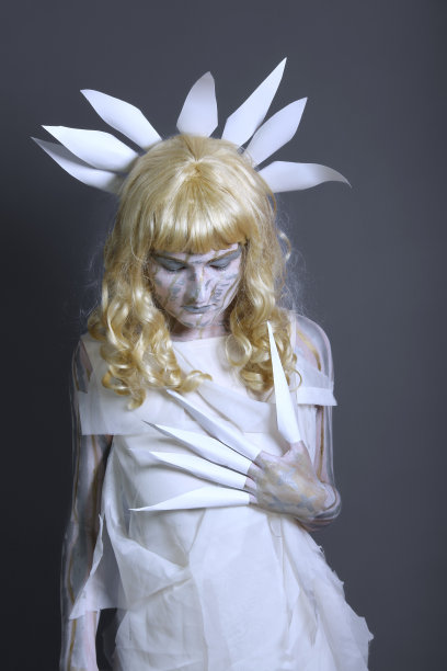 向下看的自由女神像图片下载