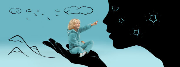 可爱的孩子，小男孩坐在巨大的手绘女性的手孤立在蓝色的背景与铅笔素描和素描。支持、家庭、爱和关怀的概念。图片下载