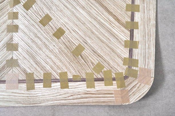 将单板拼接成帆布，用于餐桌上视图的桌面图片下载