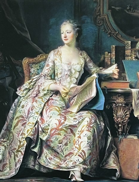 蓬帕杜侯爵夫人坐在书桌旁的椅子上看书图片下载