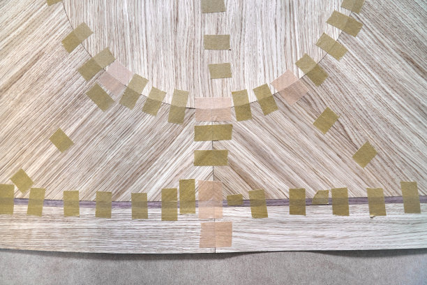 将单板拼接成帆布，用于餐桌上视图的桌面图片下载