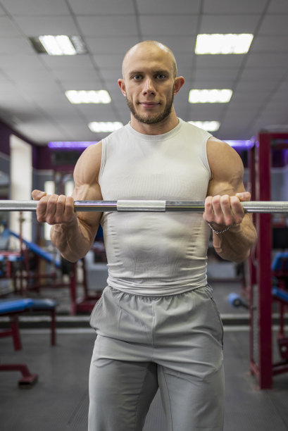 杠铃运动员图片下载