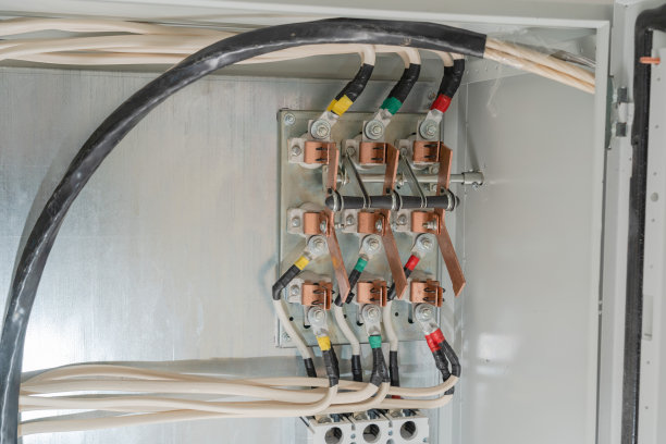 电控面板机箱电源及配电。电电压。图片下载