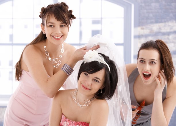 新娘准备婚礼图片下载