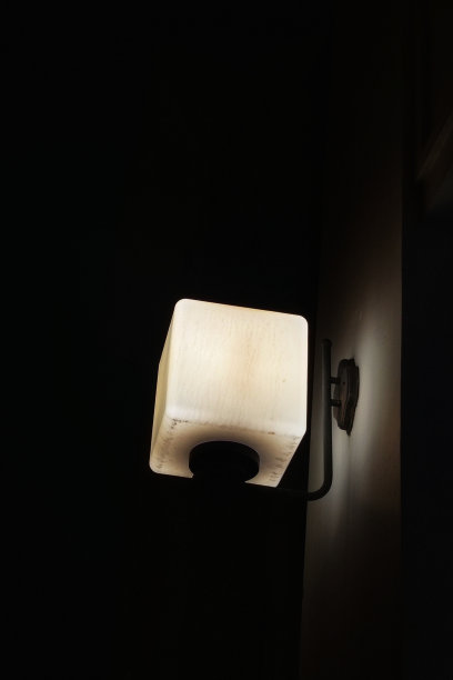 漂亮的吊灯图片下载