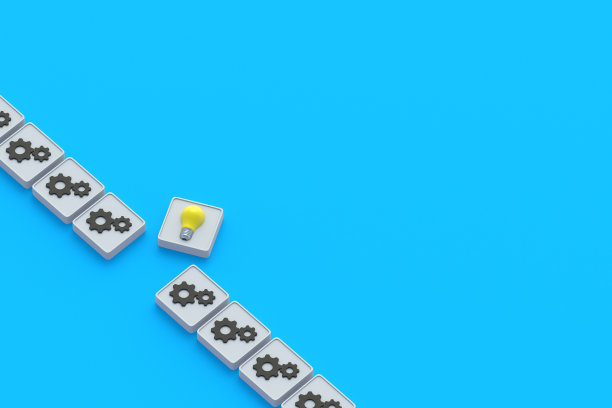 齿轮和电灯泡在按钮上。创业的概念。创新的想法。技术上的突破。新的生产线。企业管理。业务解决方案。现代技术。三维渲染图片下载