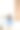 穿着蓝色睡衣的黑发女人坐在床上沉思。图片下载