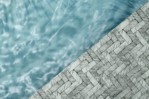 讲台站景大理石瓷砖与水的涟漪和热带产品的阴影显示顶视图图片下载