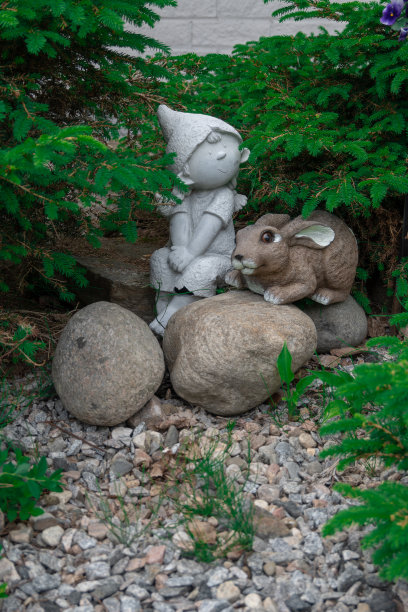 花园中的宁静图片下载