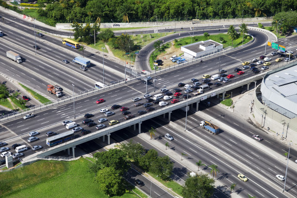 黄线与巴西大道交叉路口图片下载