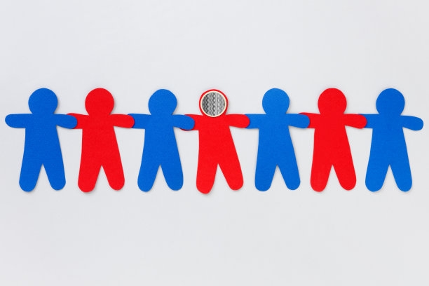 广播的男孩图片下载