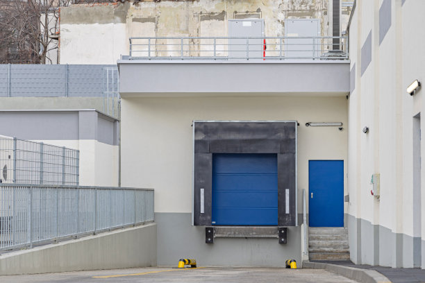 一个货物的门图片下载