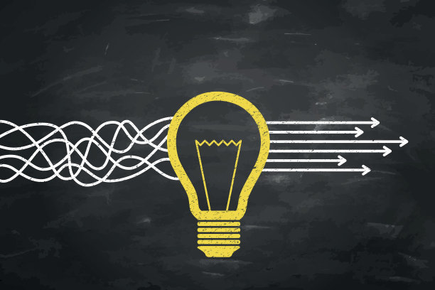 黑板背景的创新解决方案概念图片下载