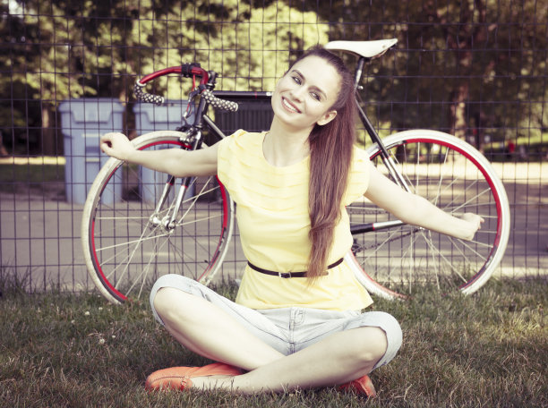 快乐的女人图片下载