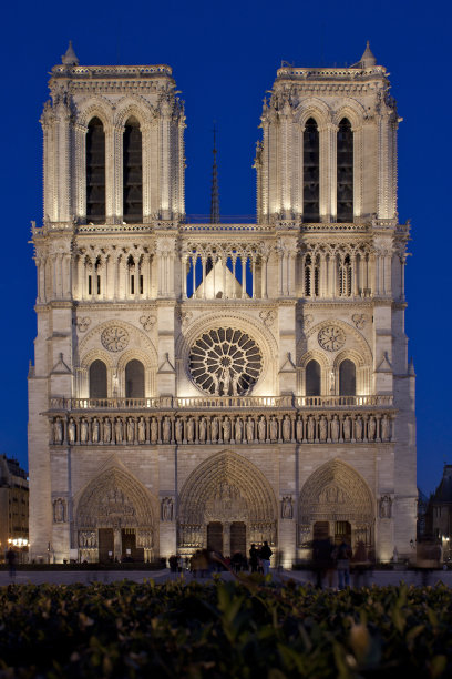 巴黎圣母院之夜图片下载