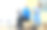 老年男子在女医生的指导下做普拉提图片下载