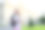 现代女孩背着背包回到学校。图片下载