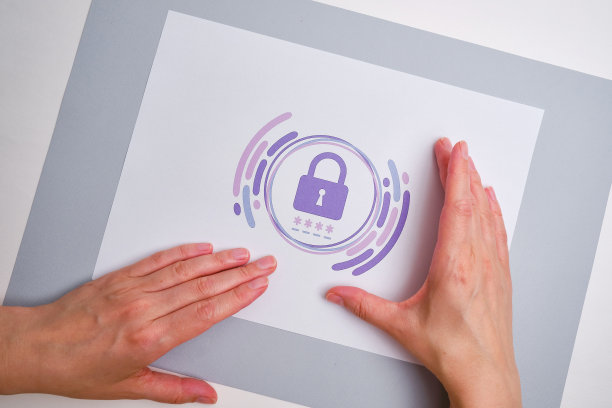 网络安全意识月。每年10月的庆祝活动旨在提高人们对数字安全的认识，并使每个人都有能力保护自己的个人数据免受数字形式犯罪的侵害。向量的海报图片下载