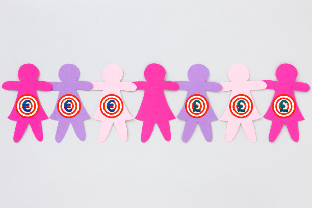 以欧元和英镑为目标符号将女孩分开图片下载