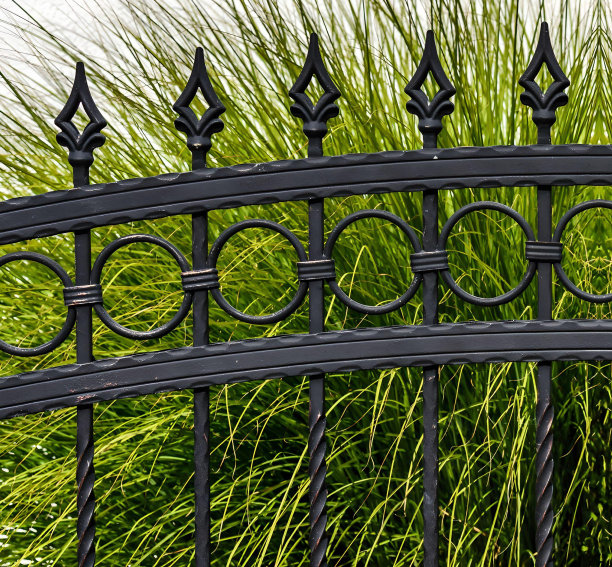 铁围栏图片下载