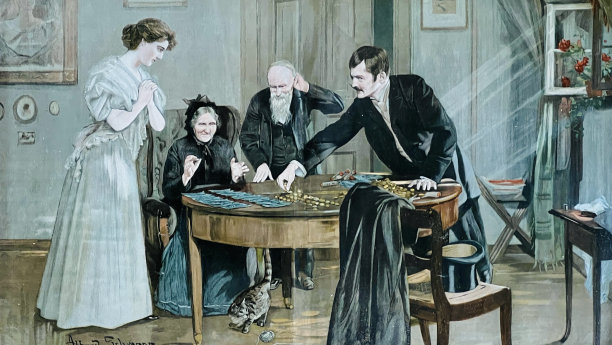 谁将赢得大奖彩票在家里的客厅。年轻女子和祖父母好奇地看着。图片下载