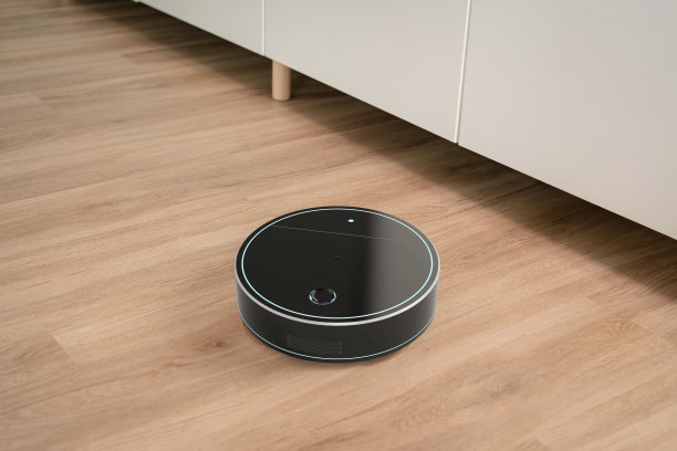 室内机器人吸尘器或扫地机图片下载