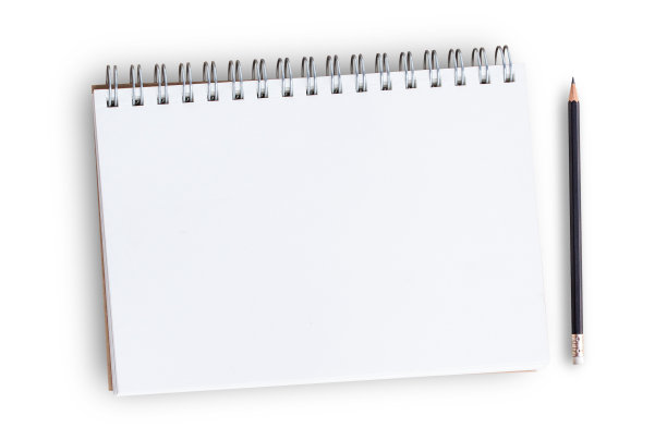 记事本或笔记本与铅笔在白色的桌子背景。图片下载