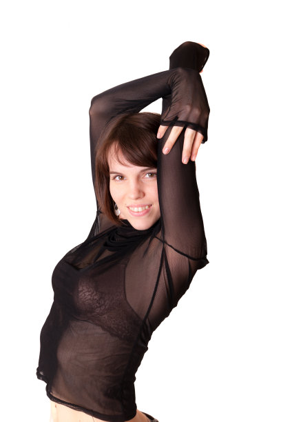 穿黑色衬衫的女孩图片下载